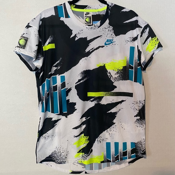 Nike | Shirts | Nike Court Challenger Tennis Tee Medium Ck97971 | Poshmark